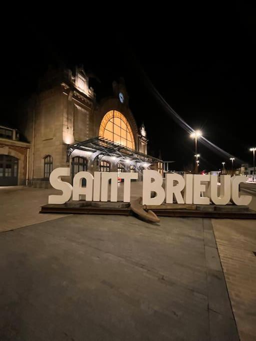 La Maison Des Sorciers ! Saint-Brieuc Zewnętrze zdjęcie
